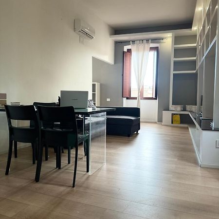 Fl Apartments Nel Corso Cagliari Esterno foto