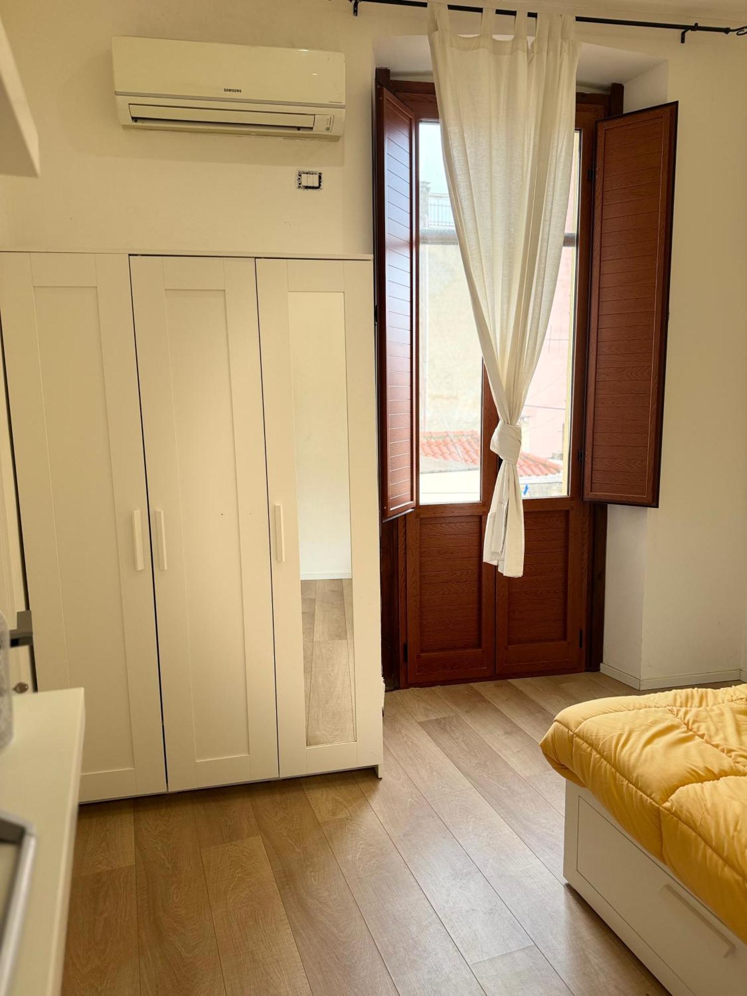 Fl Apartments Nel Corso Cagliari Esterno foto