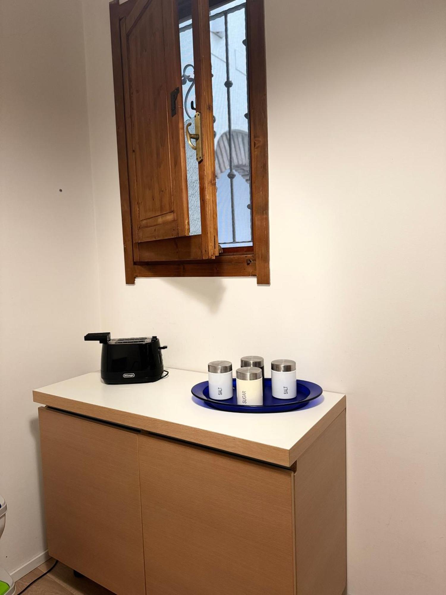 Fl Apartments Nel Corso Cagliari Esterno foto